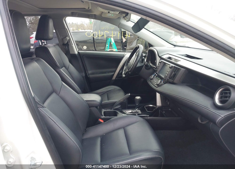 2017 TOYOTA RAV4 HYBRID LIMITED VIN: JTMDJREV5HD145305