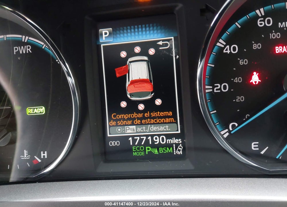 2017 TOYOTA RAV4 HYBRID LIMITED VIN: JTMDJREV5HD145305