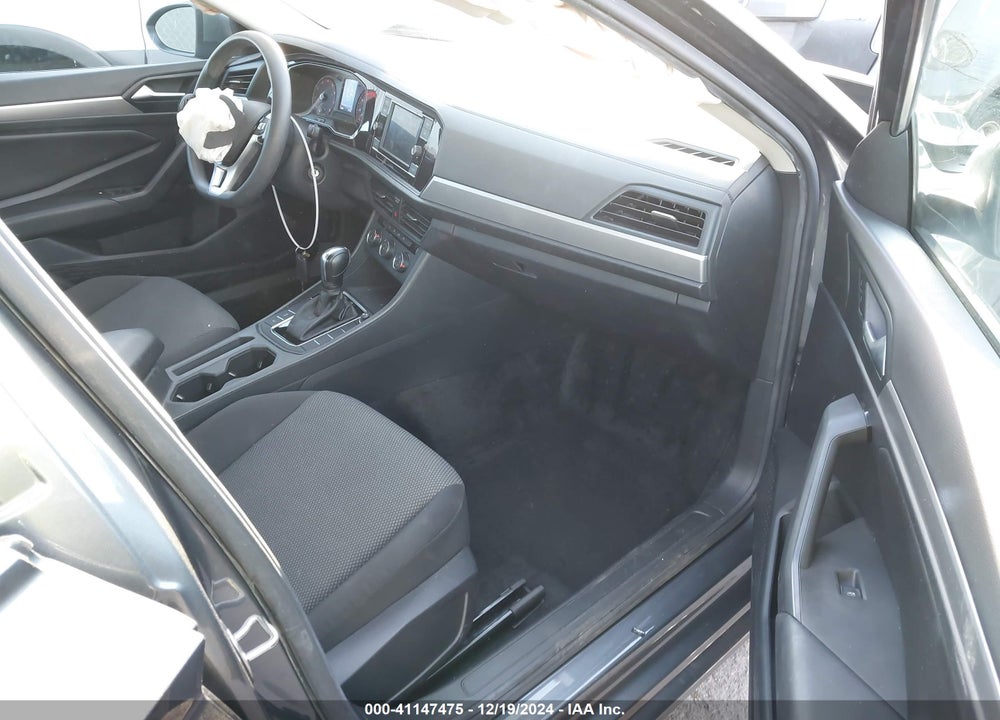 2019 VOLKSWAGEN JETTA VIN: 3VWC57BU8KM018413