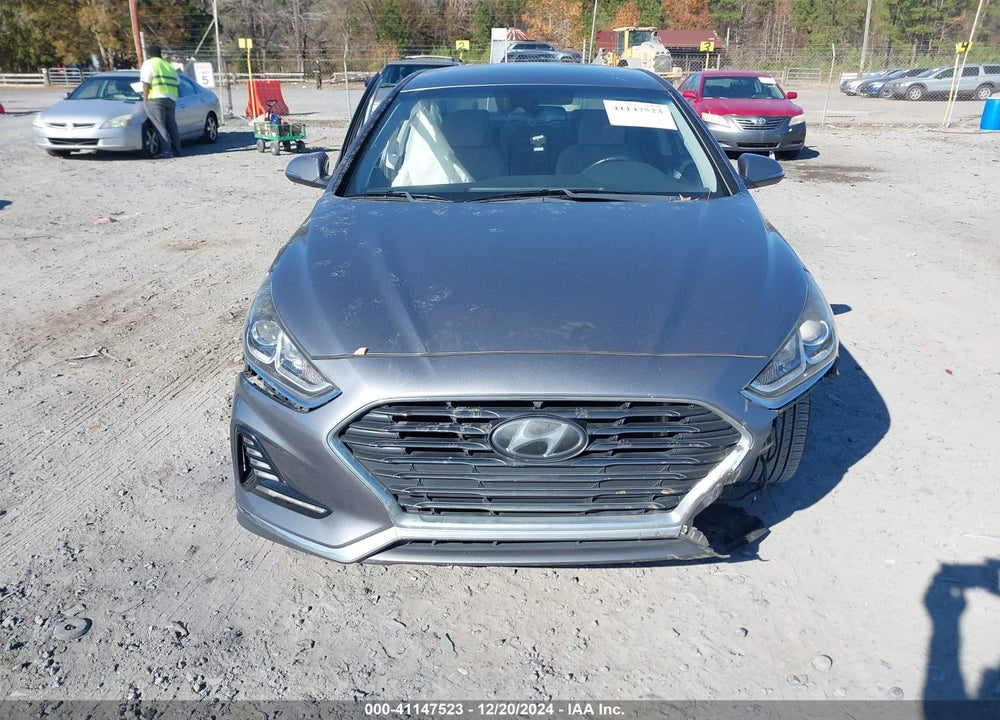 2018 HYUNDAI SONATA VIN: 5NPE34AF1JH671401