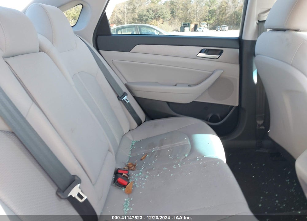 2018 HYUNDAI SONATA VIN: 5NPE34AF1JH671401