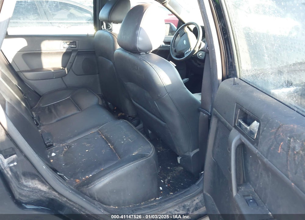2010 FORD FOCUS VIN: 1FAHP3HN3AW290626