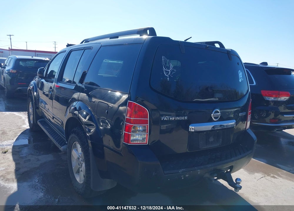2011 NISSAN PATHFINDER SV VIN: 5N1AR1NN7BC632205