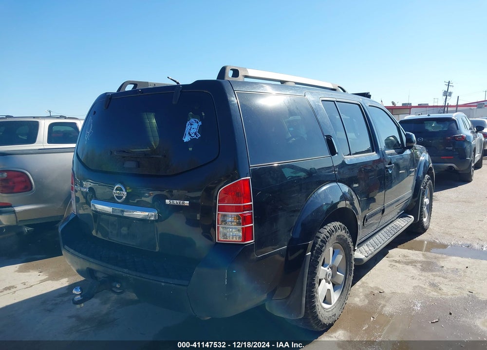 2011 NISSAN PATHFINDER SV VIN: 5N1AR1NN7BC632205