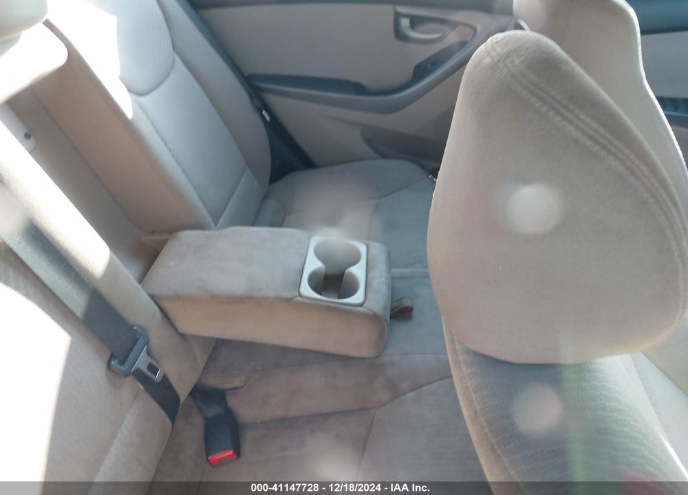 2016 HYUNDAI ELANTRA SE VIN: KMHDH4AE3GU501717