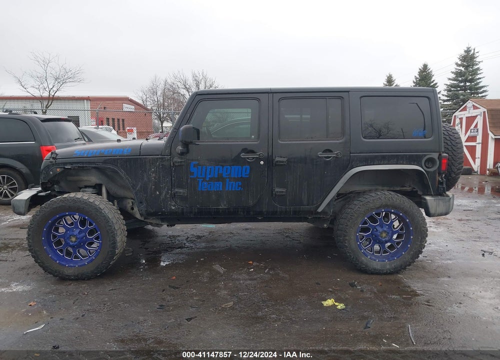 2016 JEEP WRANGLER UNLIMITED SPORT VIN: 1C4BJWDG9GL242245