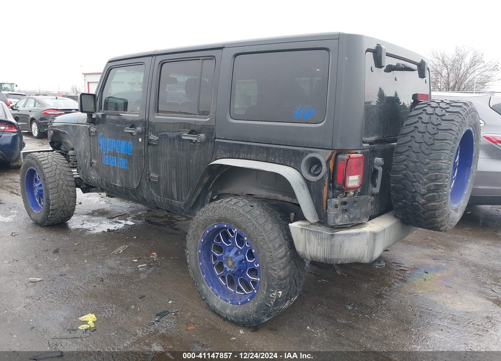2016 JEEP WRANGLER UNLIMITED SPORT VIN: 1C4BJWDG9GL242245