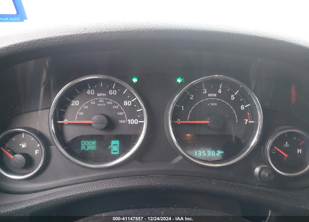 2016 JEEP WRANGLER UNLIMITED SPORT VIN: 1C4BJWDG9GL242245