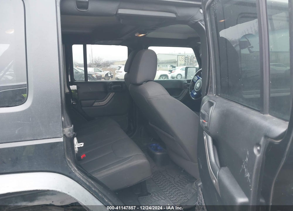 2016 JEEP WRANGLER UNLIMITED SPORT VIN: 1C4BJWDG9GL242245