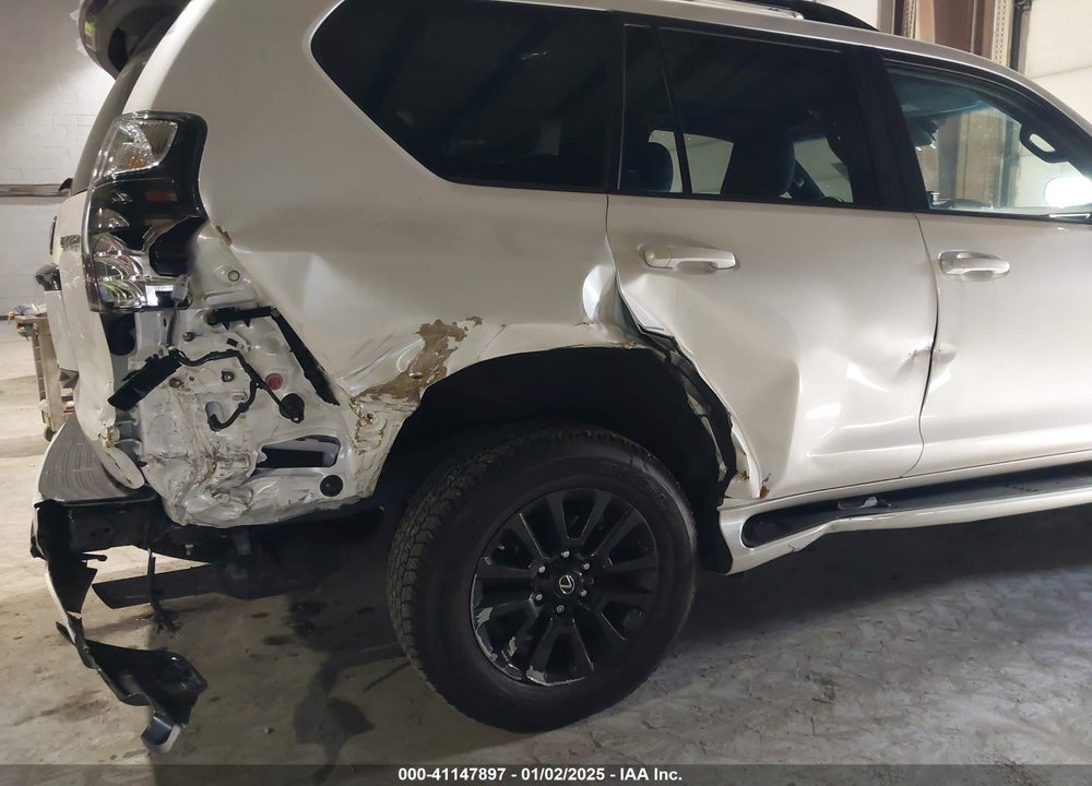 2023 LEXUS GX 460 VIN: JTJSM7BX5P5350315