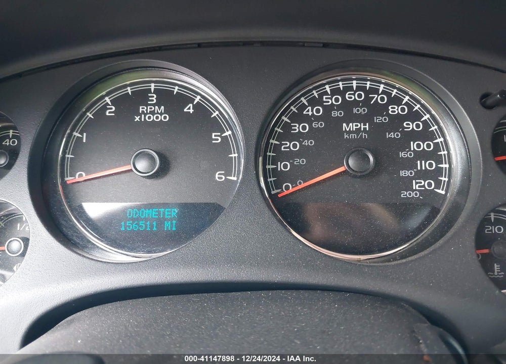 2008 GMC YUKON DENALI VIN: 1GKFK63858J182829