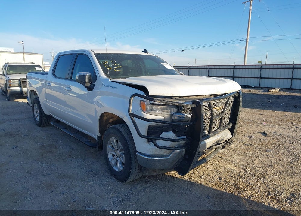 2023 CHEVROLET SILVERADO 1500 4WD STANDARD BED LT VIN: 2GCUDDED0P1143831