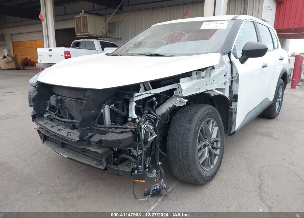 2023 NISSAN ROGUE S FWD VIN: 5N1BT3AA4PC826864