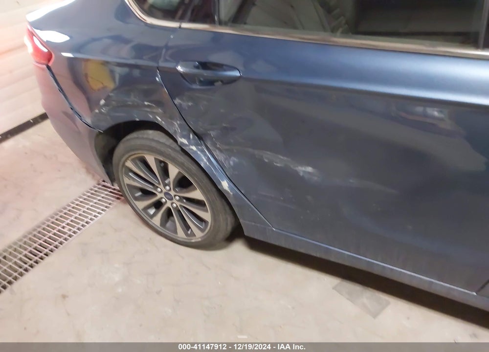 2019 FORD FUSION SE VIN: 3FA6P0T93KR152072