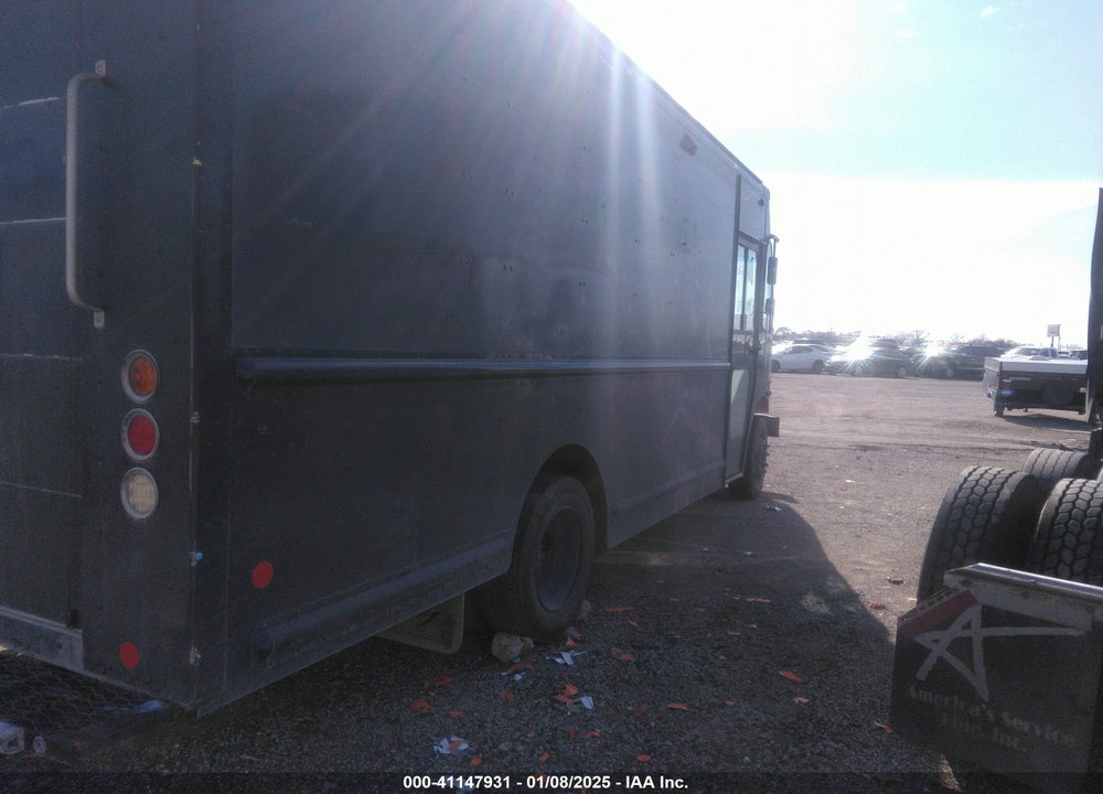 2020 FREIGHTLINER MT45G VIN: 4UZAC2EA2LCLZ7217