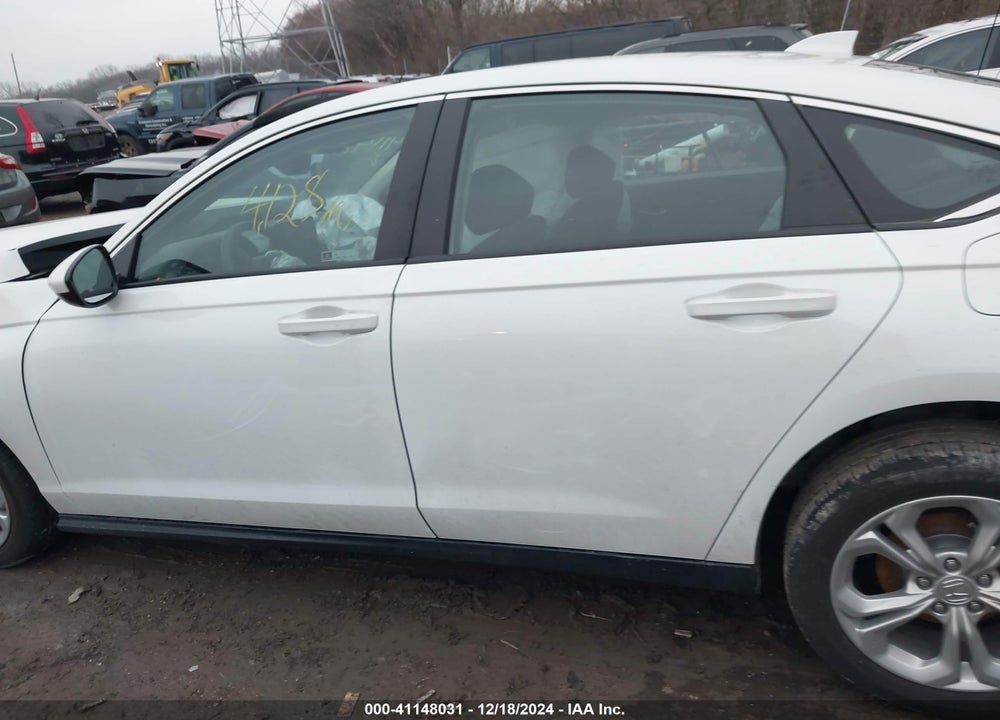 2024 HONDA ACCORD LX VIN: 1HGCY1F22RA067289