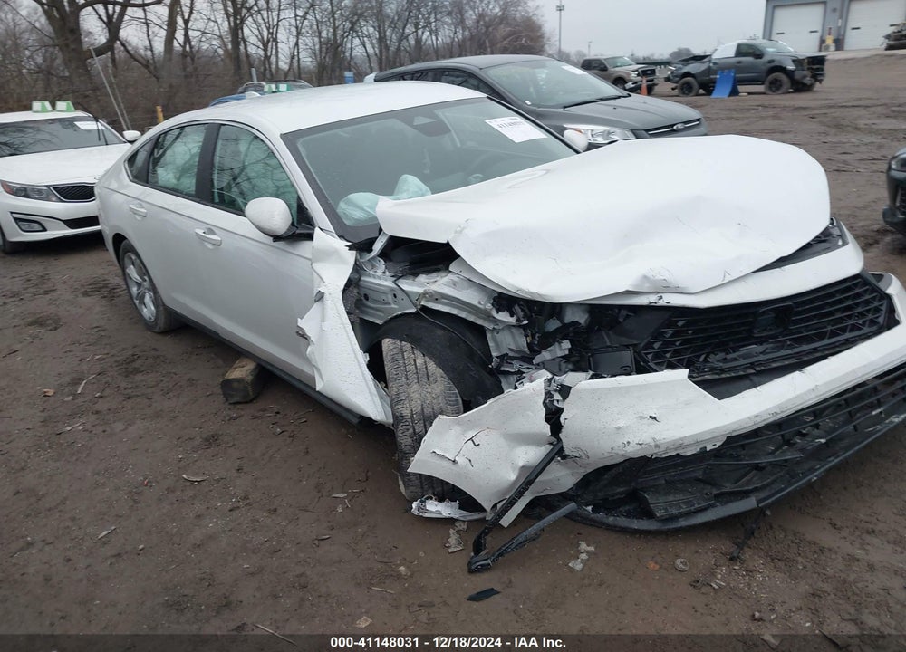 2024 HONDA ACCORD LX VIN: 1HGCY1F22RA067289