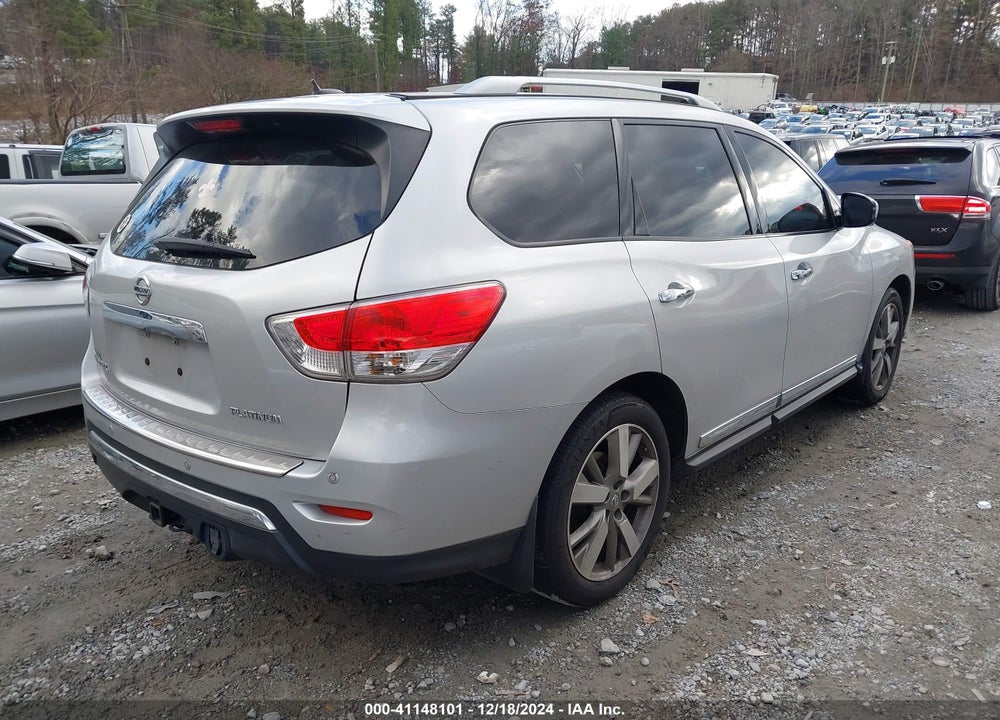 2015 NISSAN PATHFINDER PLATINUM VIN: 5N1AR2MN9FC667048