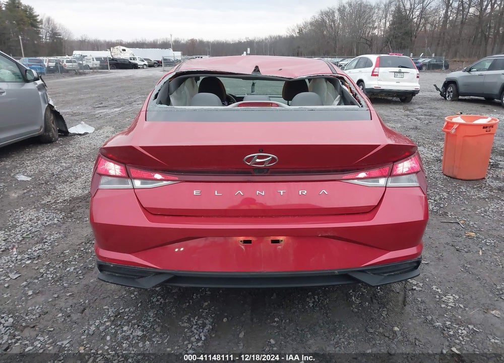 2021 HYUNDAI ELANTRA VIN: 5NPLM4AG7MH035230