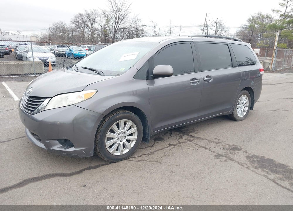 2011 TOYOTA SIENNA LE VIN: 5TDJK3DC1BS016258