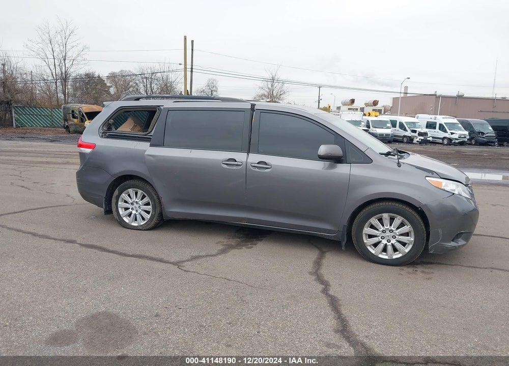 2011 TOYOTA SIENNA LE VIN: 5TDJK3DC1BS016258