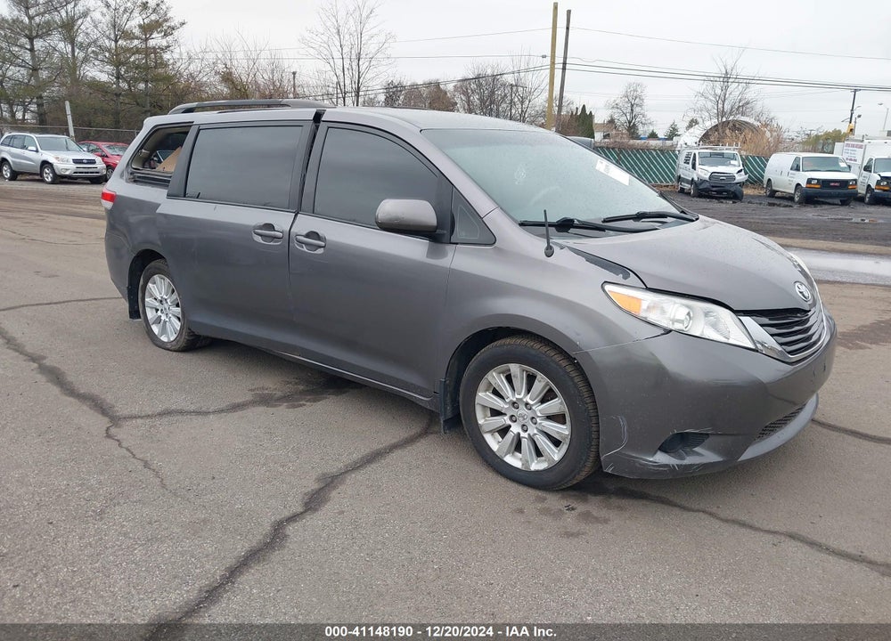2011 TOYOTA SIENNA LE VIN: 5TDJK3DC1BS016258