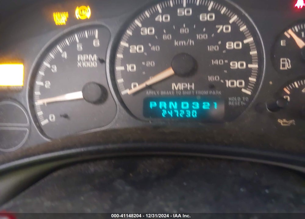 2002 CHEVROLET TAHOE LT VIN: 1GNEK13Z02J184666