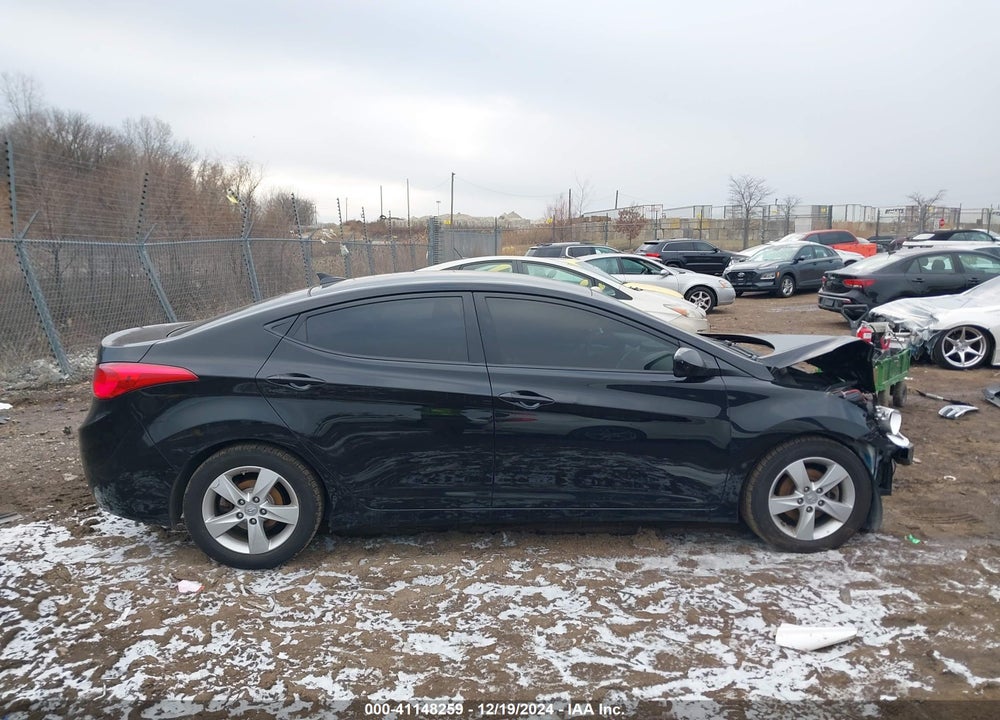 2013 HYUNDAI ELANTRA VIN: 5NPDH4AE8DH233001