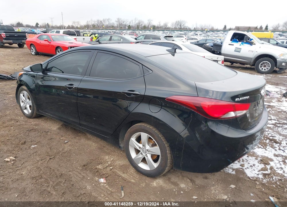 2013 HYUNDAI ELANTRA VIN: 5NPDH4AE8DH233001