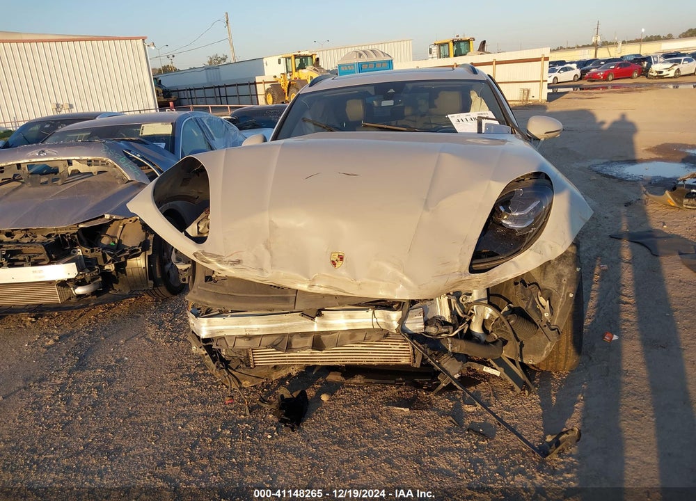 2022 PORSCHE MACAN VIN: WP1AA2A57NLB02097