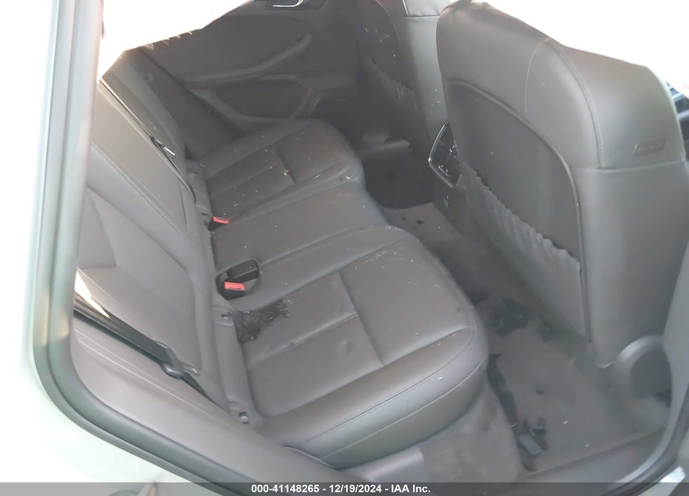 2022 PORSCHE MACAN VIN: WP1AA2A57NLB02097