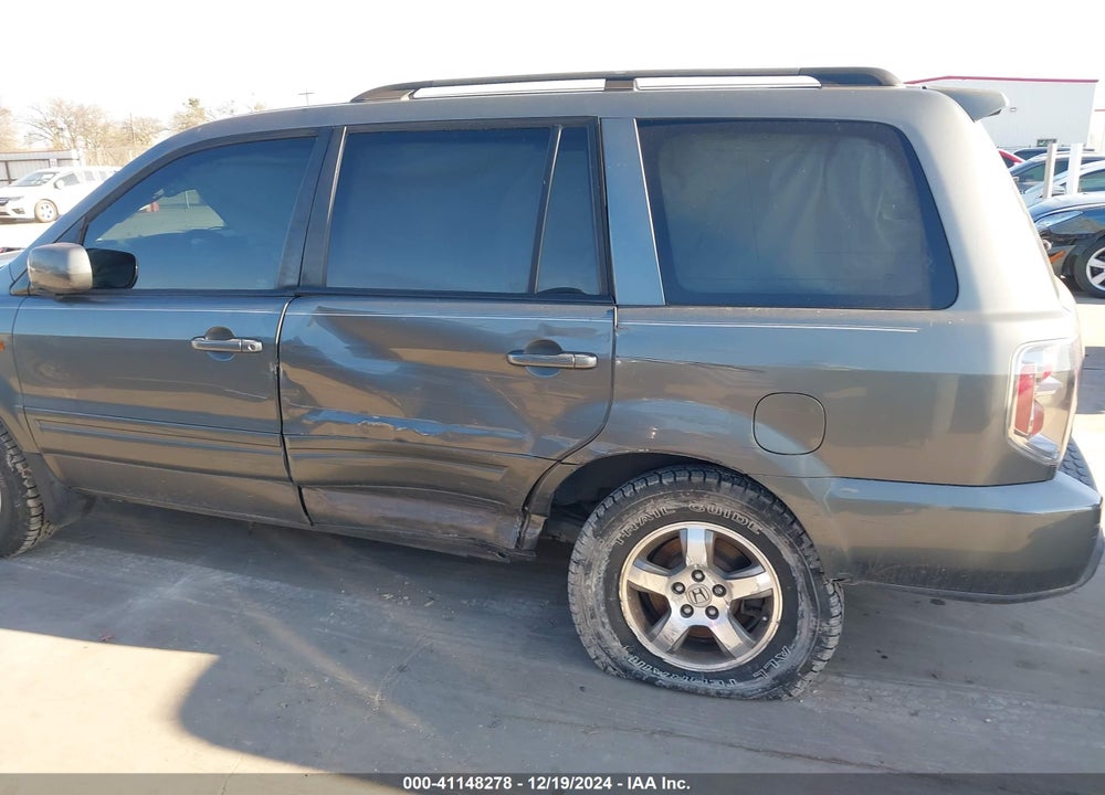 2008 HONDA PILOT EX-L VIN: 5FNYF28578B008932
