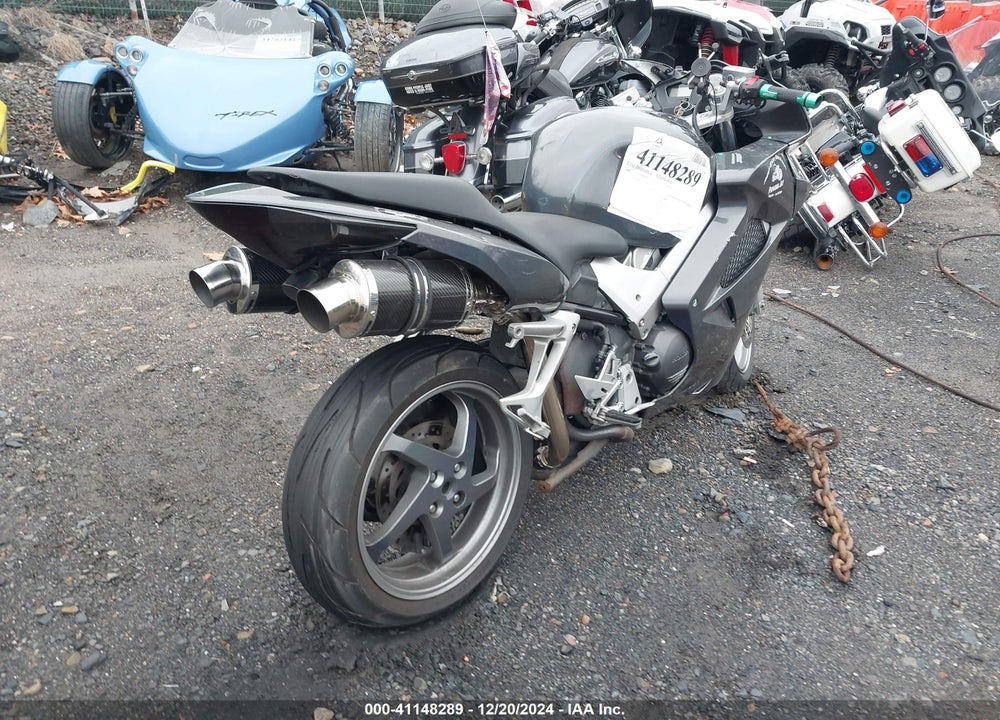 2008 HONDA VFR800 VIN: JH2RC46018M000114