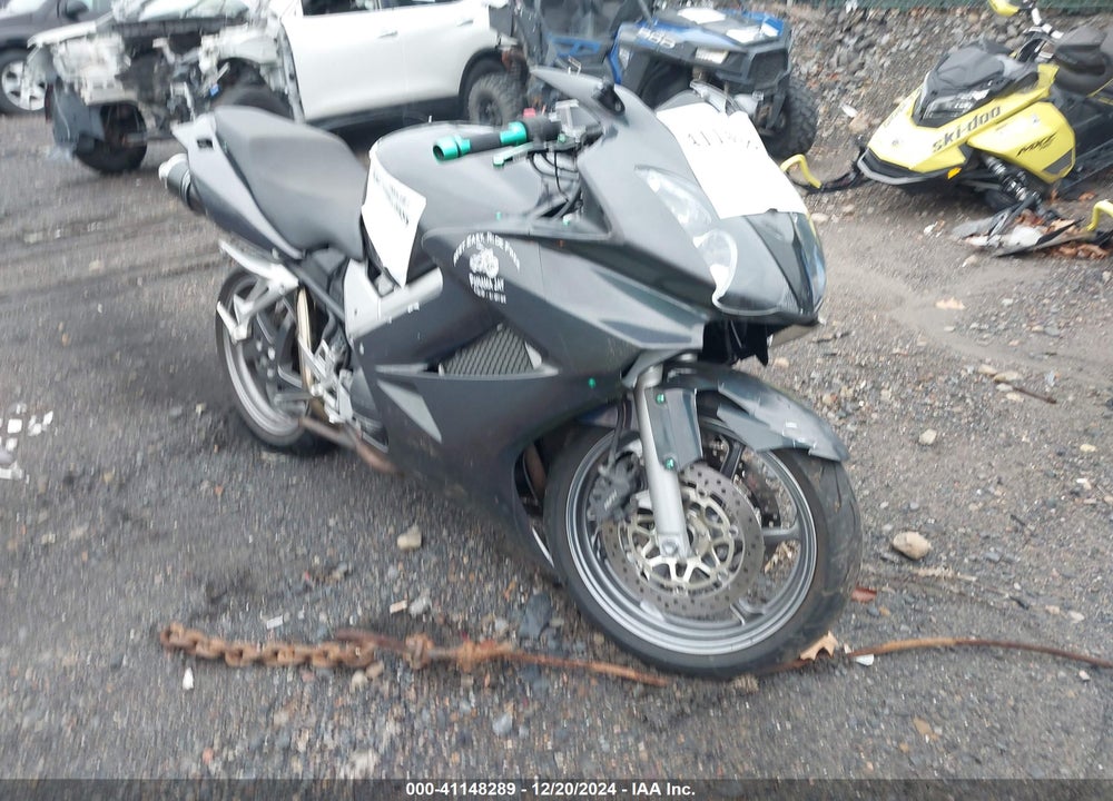 2008 HONDA VFR800 VIN: JH2RC46018M000114