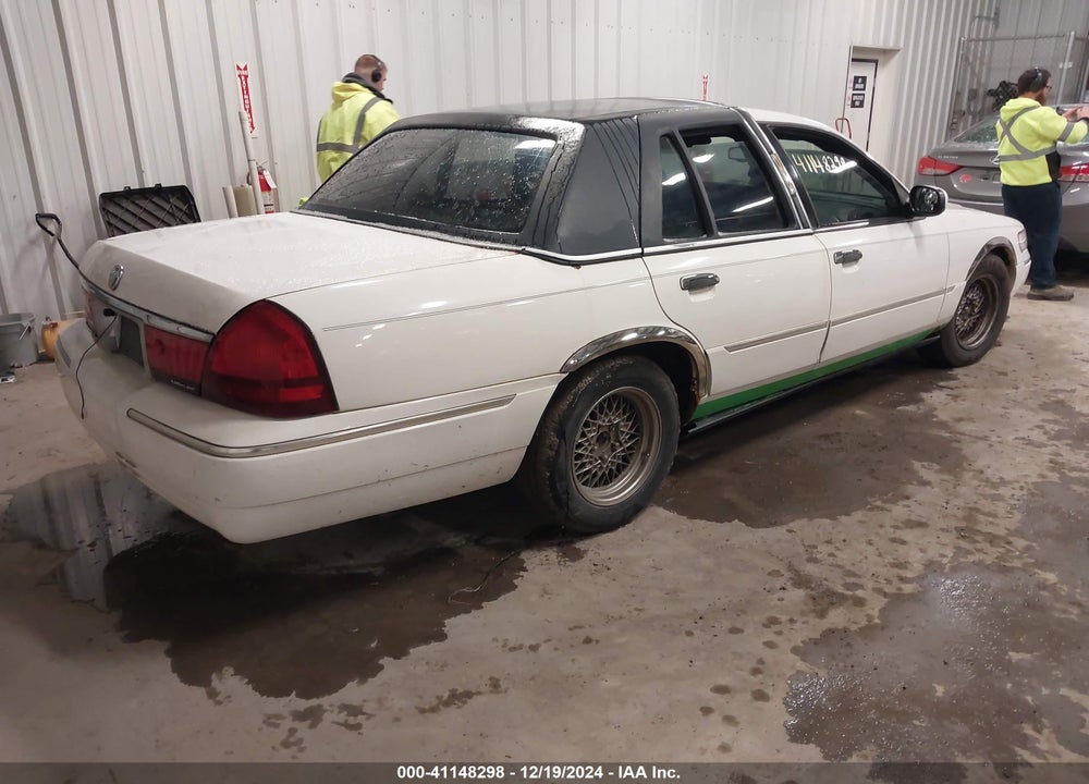 2002 MERCURY GRAND MARQUIS LS VIN: 2MEFM75W12X618905