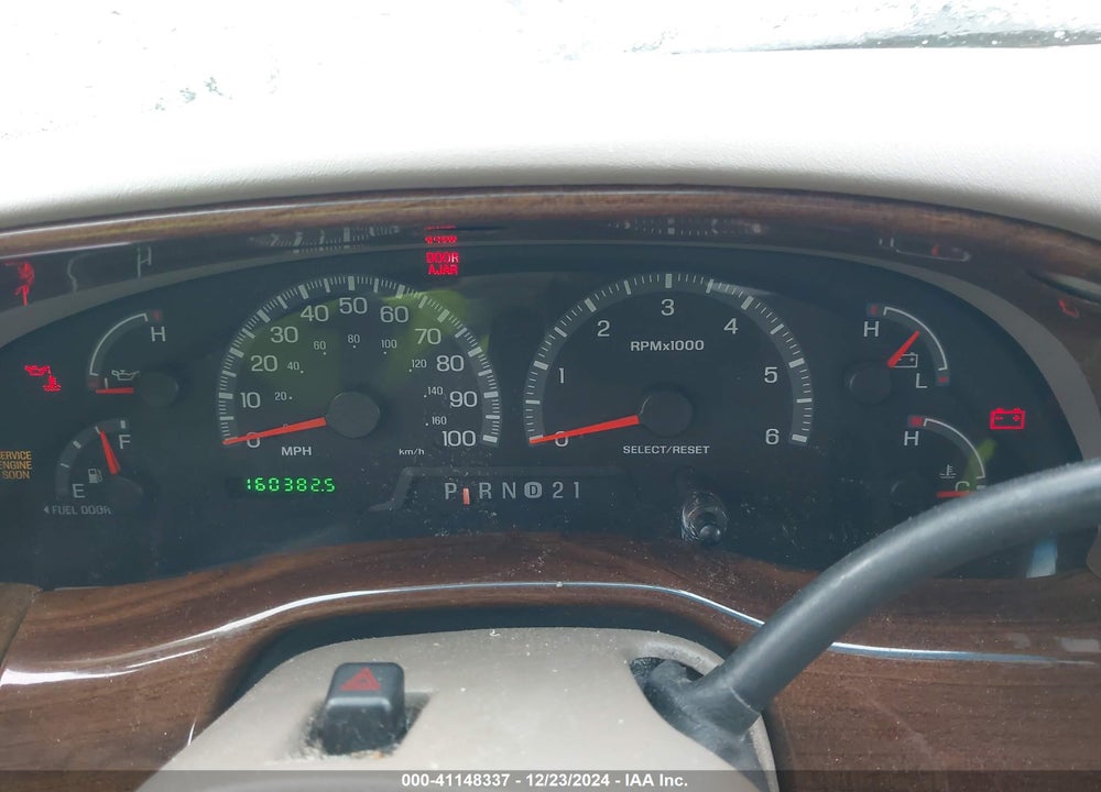 2001 FORD EXPEDITION EDDIE BAUER VIN: 1FMFU18L31LA49076