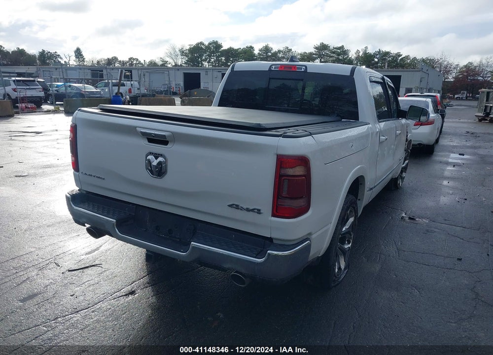 2022 RAM 1500 LIMITED 4X4 5'7 BOX VIN: 1C6SRFHT5NN194266