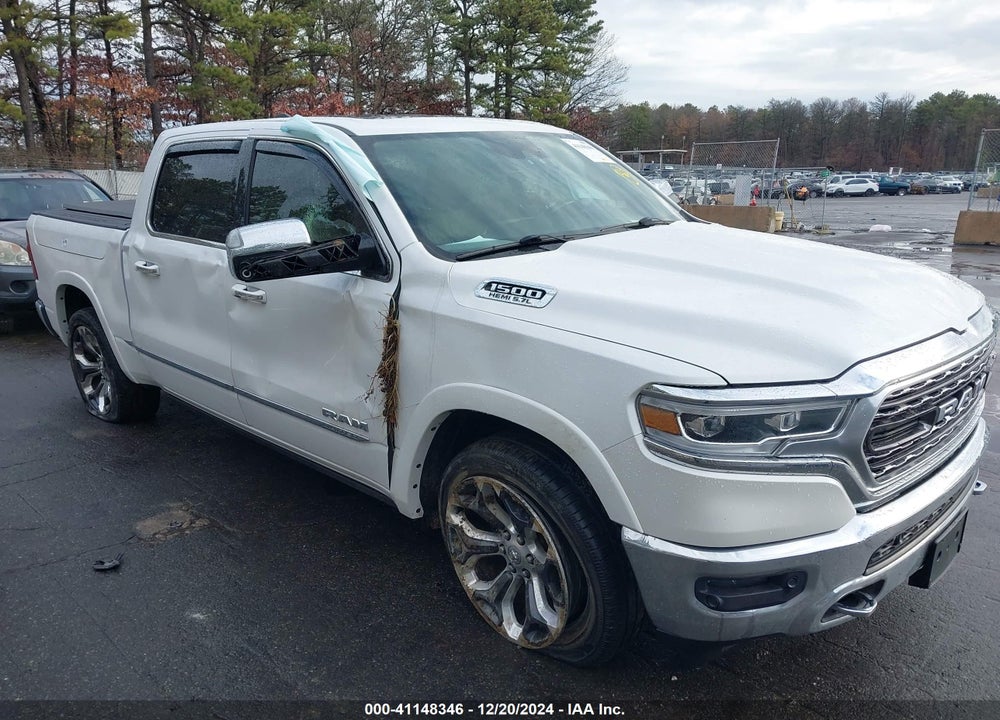 2022 RAM 1500 LIMITED 4X4 5'7 BOX VIN: 1C6SRFHT5NN194266