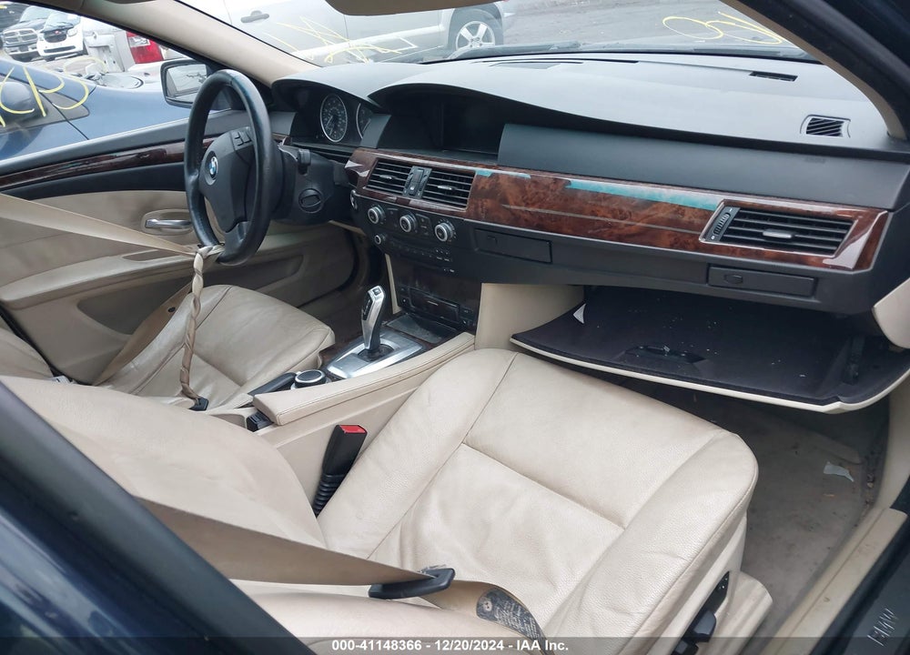 2008 BMW 528XI VIN: WBANV135X8CZ55030