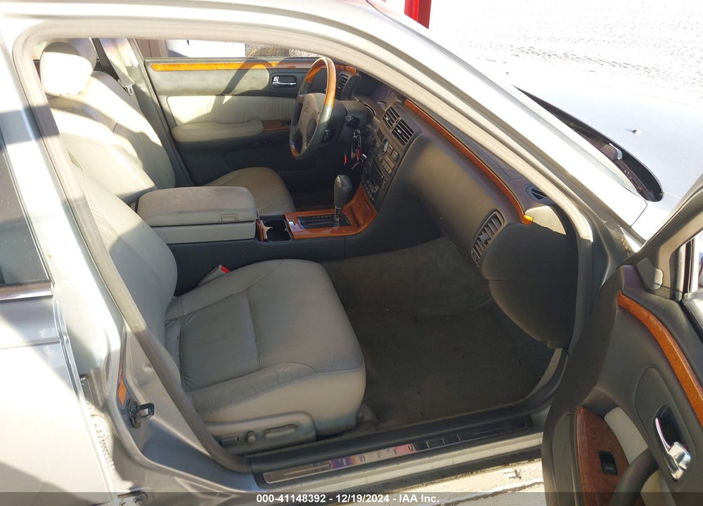 2000 INFINITI Q45 VIN: JNKBY31A8YM301628
