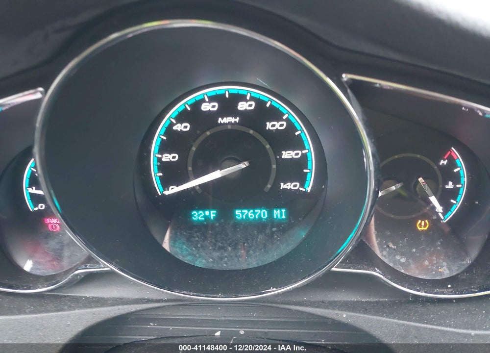 2011 CHEVROLET MALIBU VIN: 1G1ZC5E11BF305366