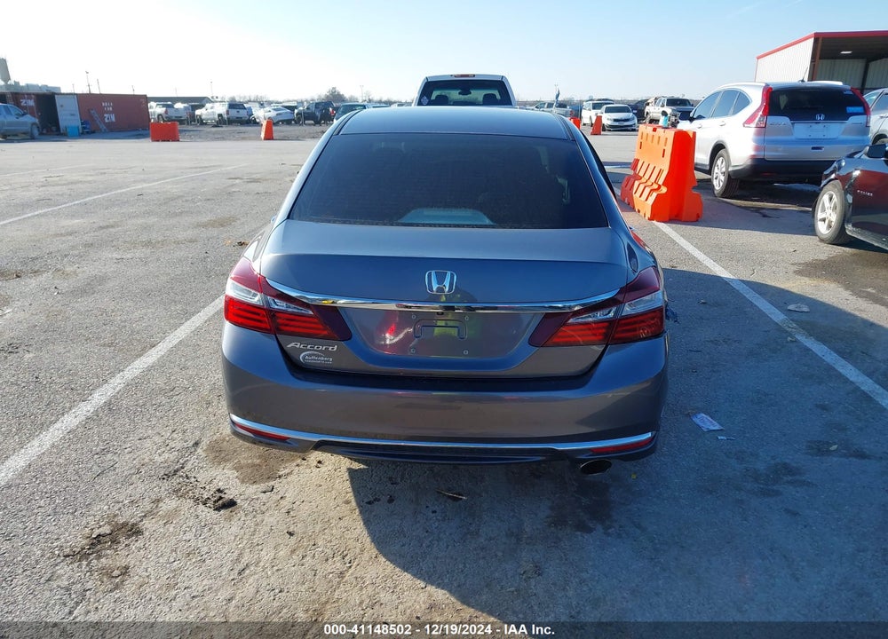 2017 HONDA ACCORD VIN: 1HGCR2F37HA200672