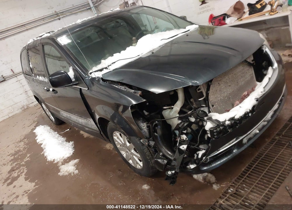 2013 CHRYSLER TOWN & COUNTRY TOURING VIN: 2C4RC1BG8DR696357