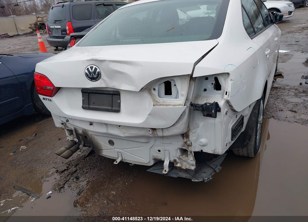 2014 VOLKSWAGEN JETTA 2.0L S VIN: 3VW1K7AJ9EM369584