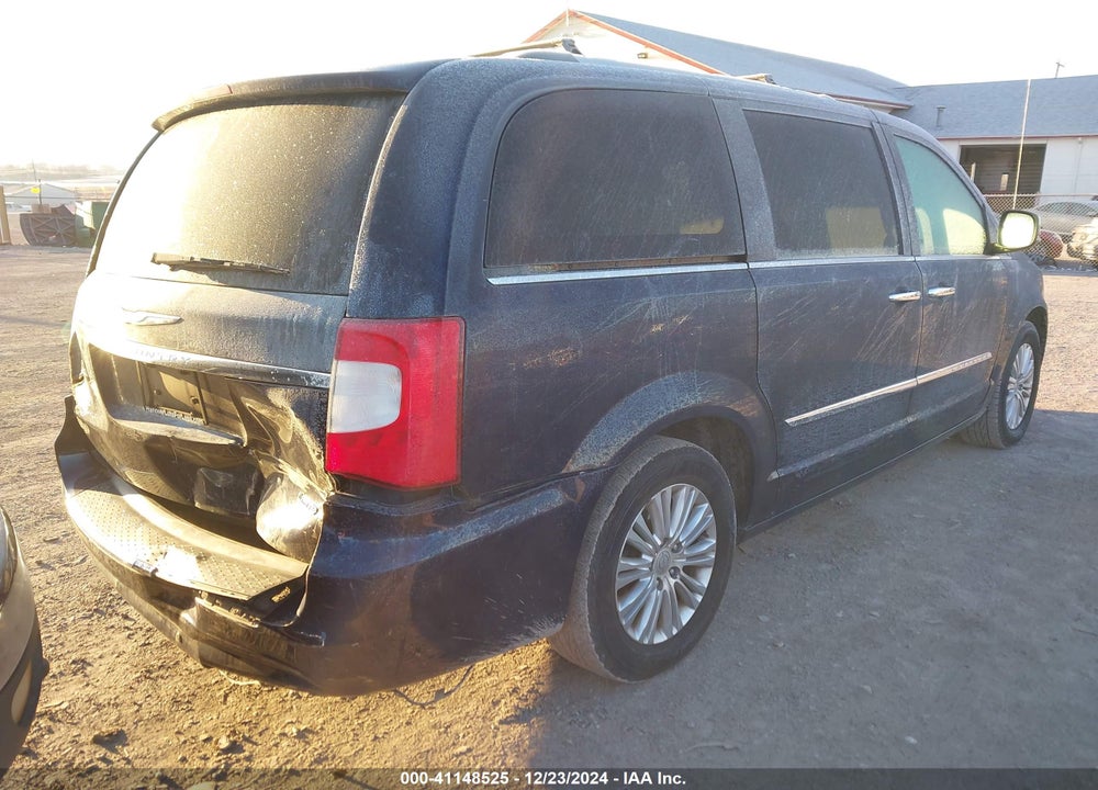 2014 CHRYSLER TOWN & COUNTRY LIMITED VIN: 2C4RC1GG3ER168588