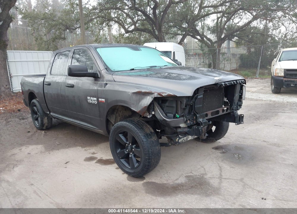 2014 RAM 1500 EXPRESS VIN: 1C6RR7KT3ES195737