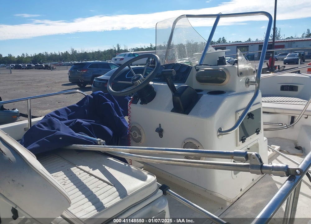 2000 BOSTON WHALER OTHER VIN: BWCBB819I900