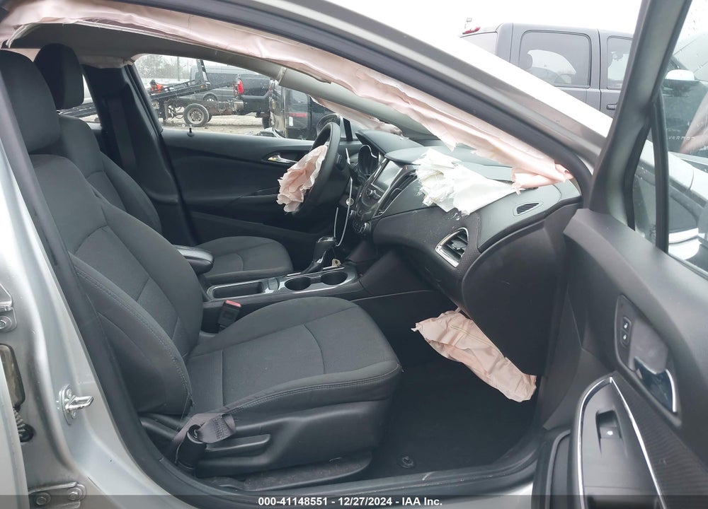 2017 CHEVROLET CRUZE LT AUTO VIN: 1G1BE5SMXH7102456