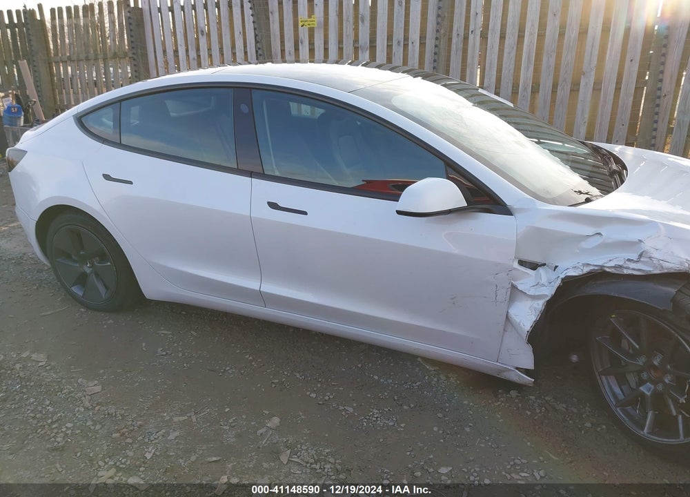 2022 TESLA MODEL 3 REAR-WHEEL DRIVE VIN: 5YJ3E1EA8NF121678