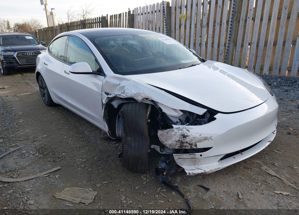 2022 TESLA MODEL 3 REAR-WHEEL DRIVE VIN: 5YJ3E1EA8NF121678